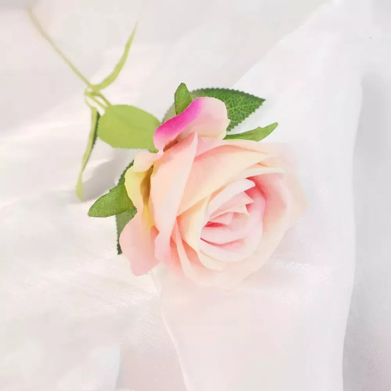 rose artificielle en soie pour décoration de mariage et événements