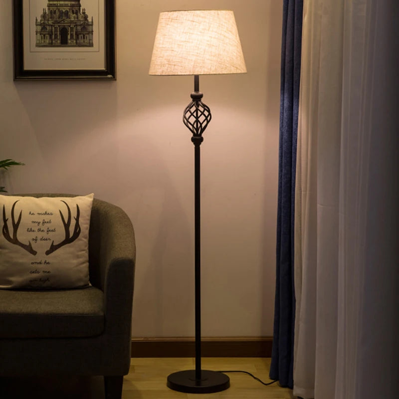 lampadaire simple rétro en fer pour intérieur