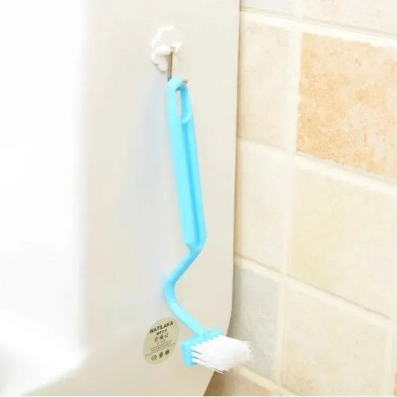 brosse de toilette incurvée à fixation murale avec poils souples