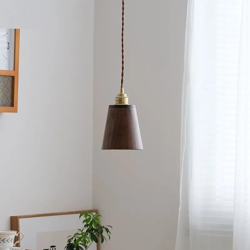 suspension led loft moderne en bois avec abat-jour laiton