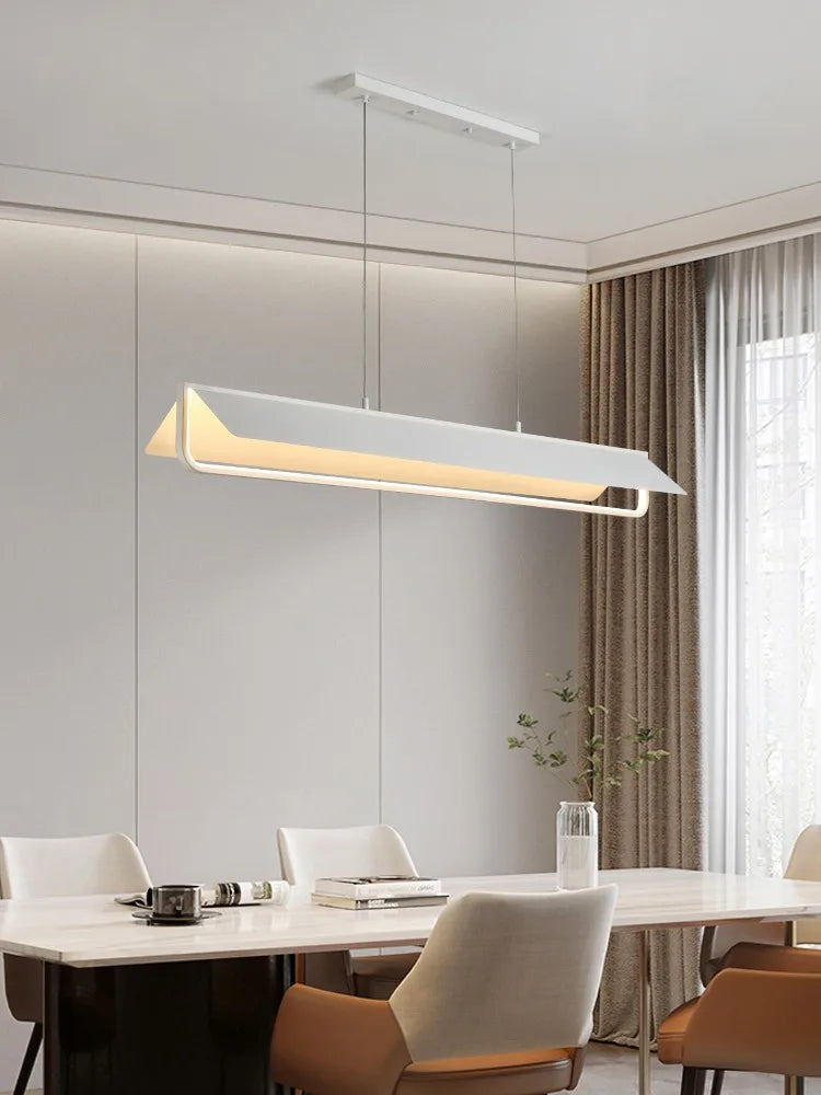 lustre led moderne pour éclairage intérieur simple et long