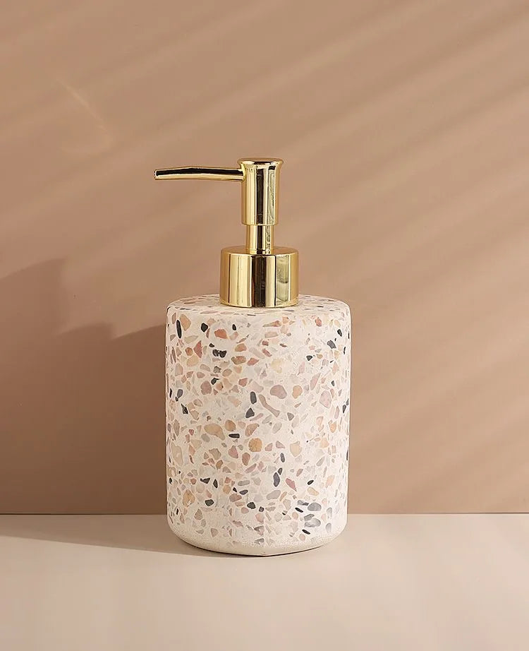 bouteille de lotion en terrazzo pour gel douche et savon