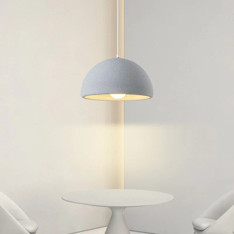 lampe suspendue style wabi-sabi en ciment pour studio ou restaurant