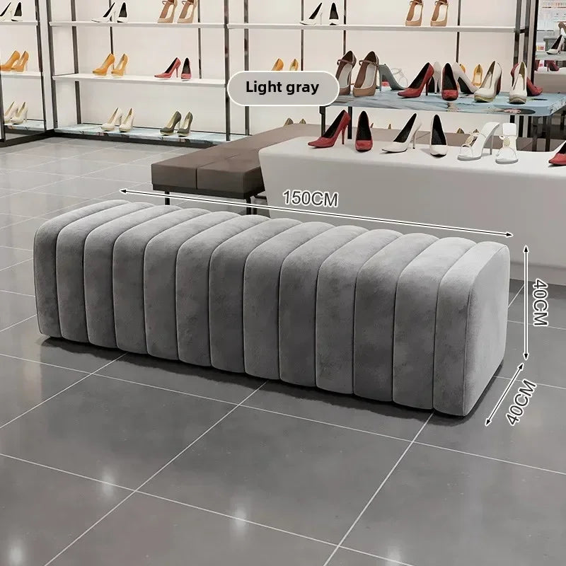 banc à chaussures design moderne avec repose pieds doux et confortable