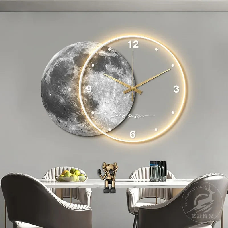 horloge murale design moderne pour décoration intérieure élégante