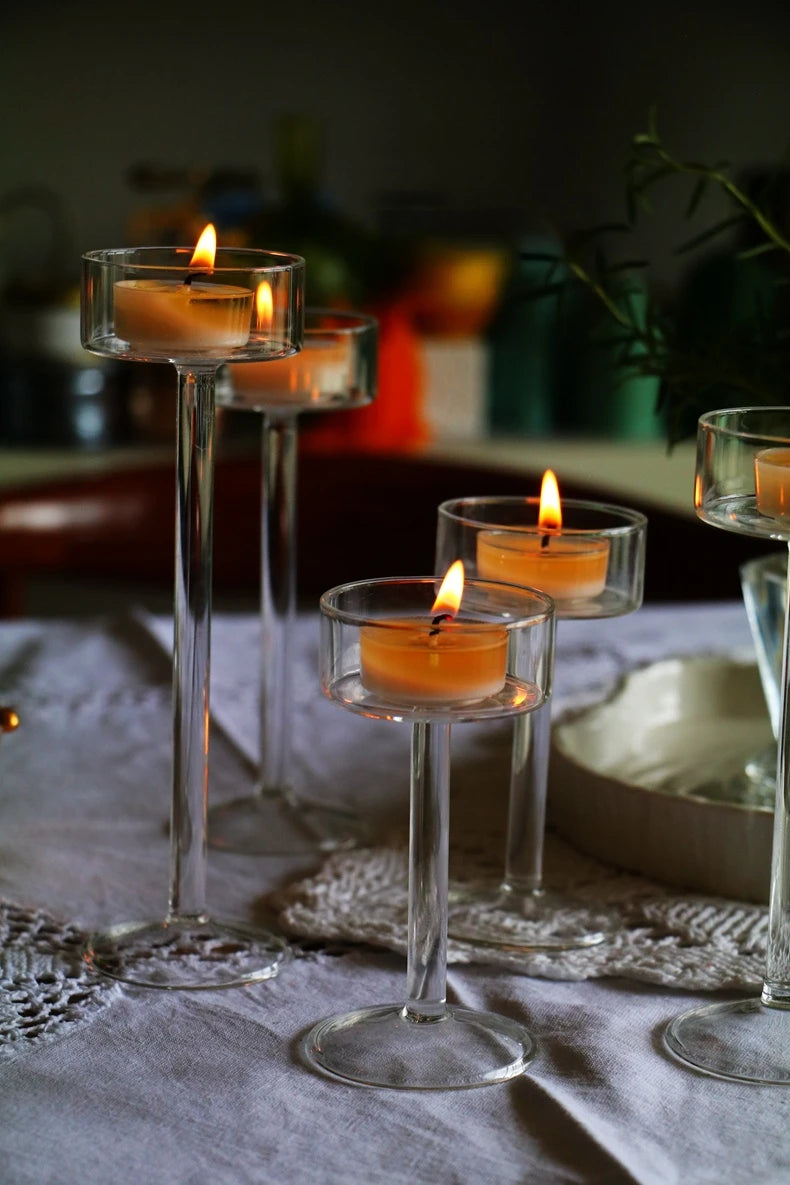 ensemble de bougeoirs en verre pour décoration de table élégante