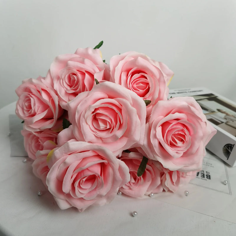 bouquet de roses artificielles pour mariage et décoration intérieure