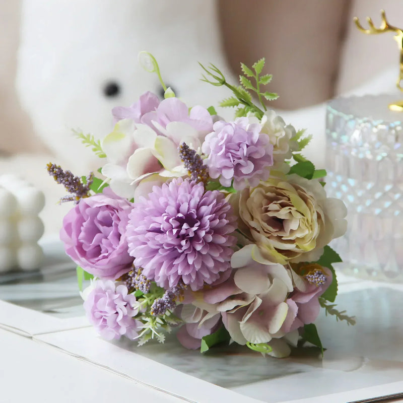 bouquet d'hortensias de pivoines artificielles pour décoration festive