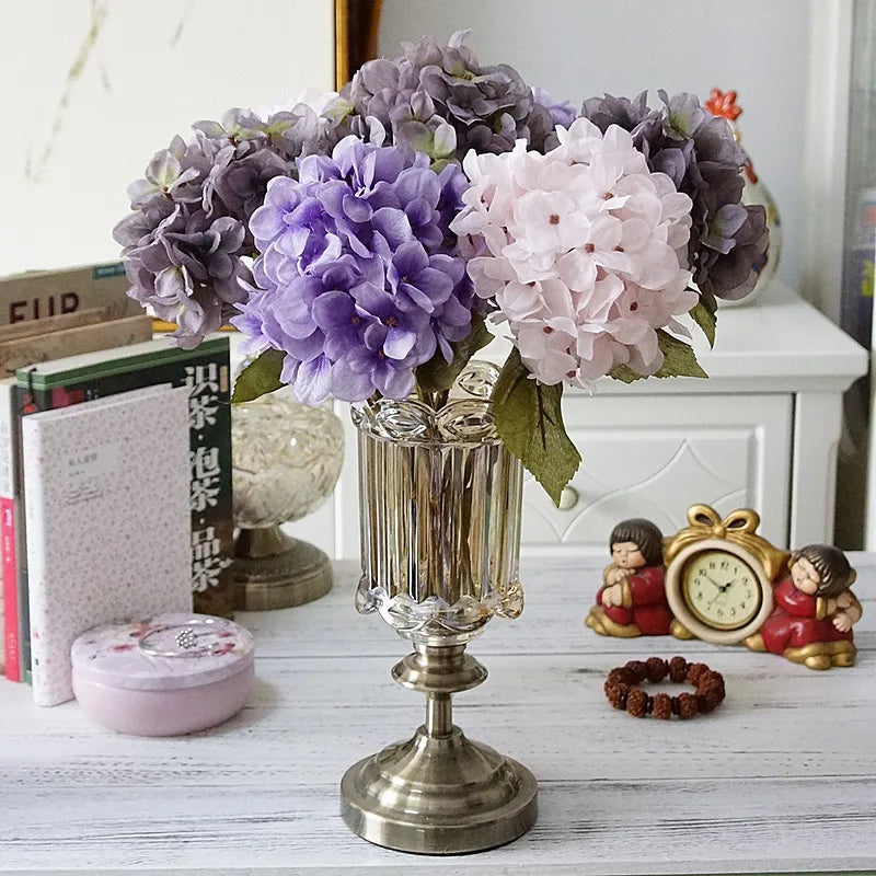 bouquet d'hortensias en soie pour décoration intérieure et mariage