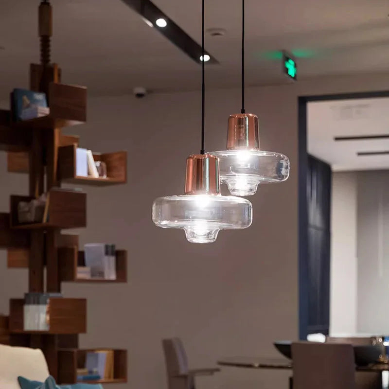 Suspension LED en verre au design nordique minimaliste