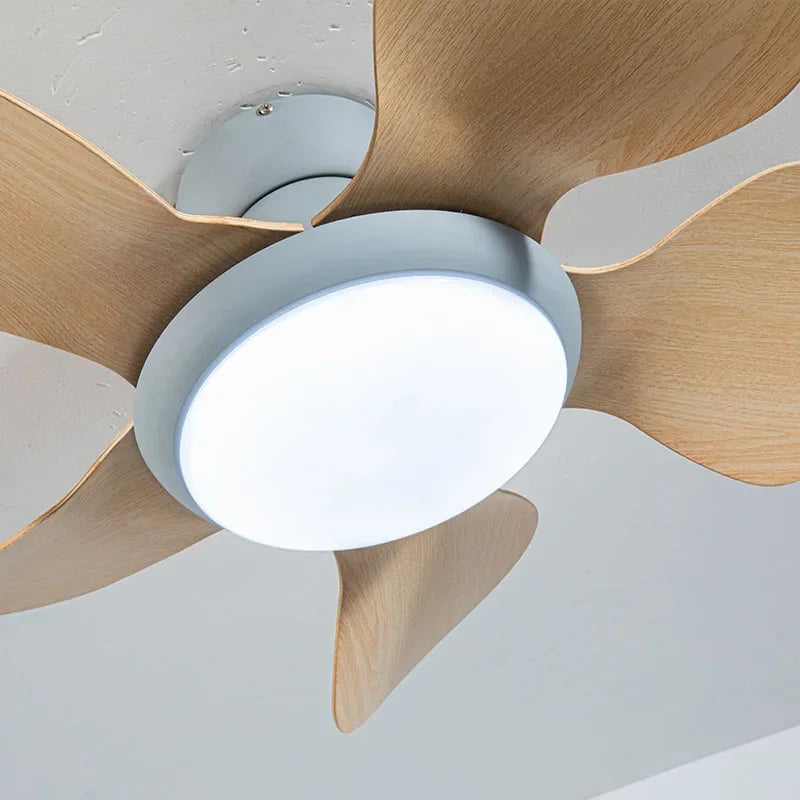 ventilateur de plafond moderne avec télécommande pour la maison