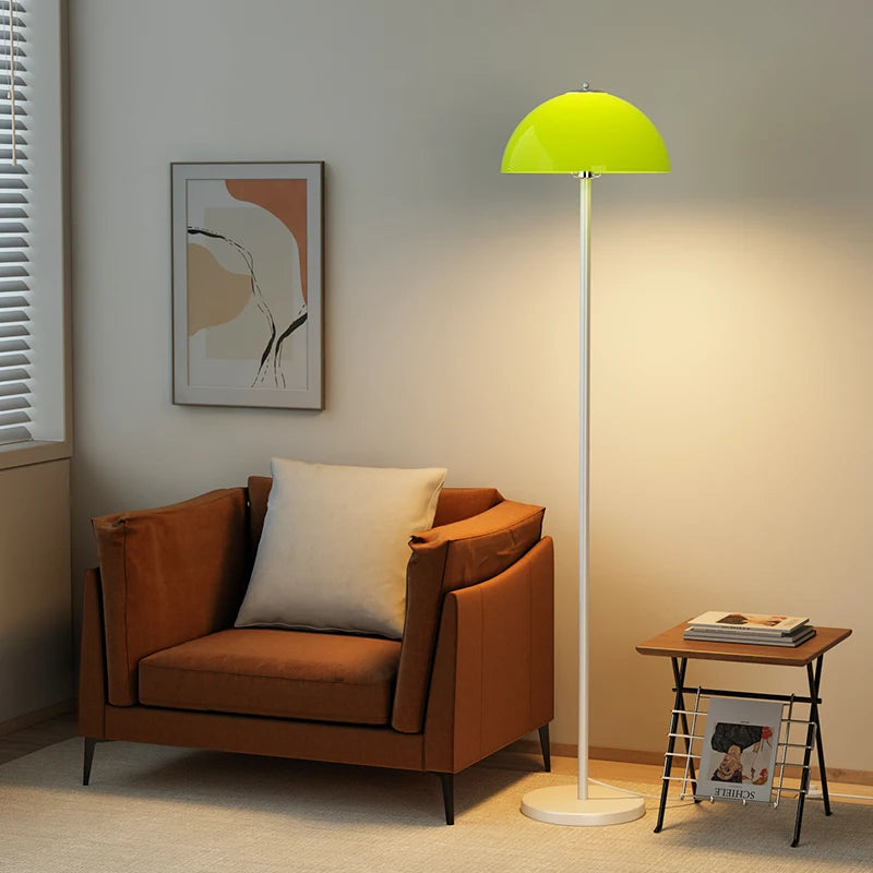 lampe de sol au style élégant pour un intérieur raffiné