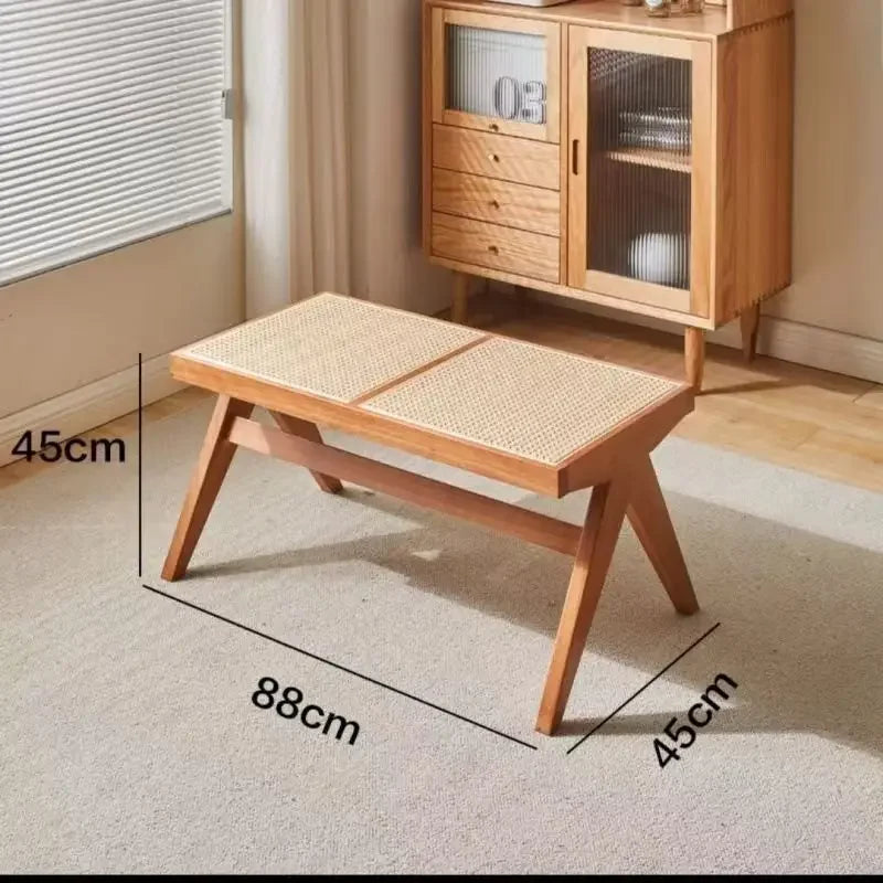 banc en rotin massif pour usage polyvalent et moderne