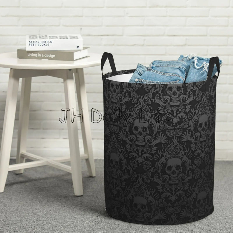 panier à linge rond gothique pliable avec tête de mort