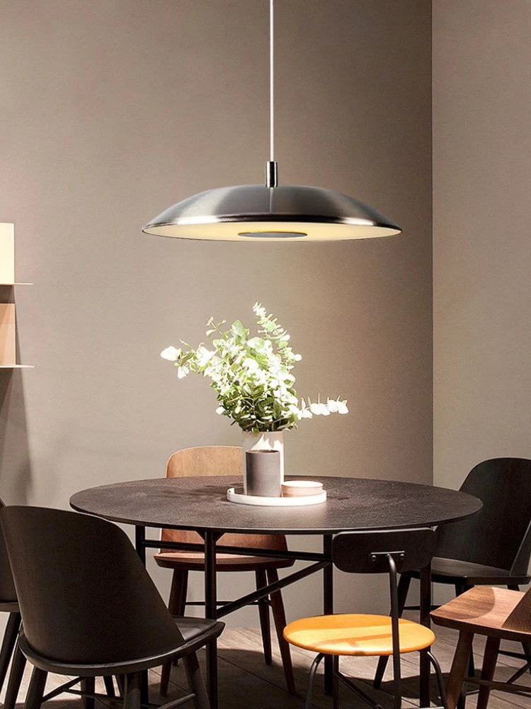 lustre circulaire design minimaliste en forme de soucoupe volante