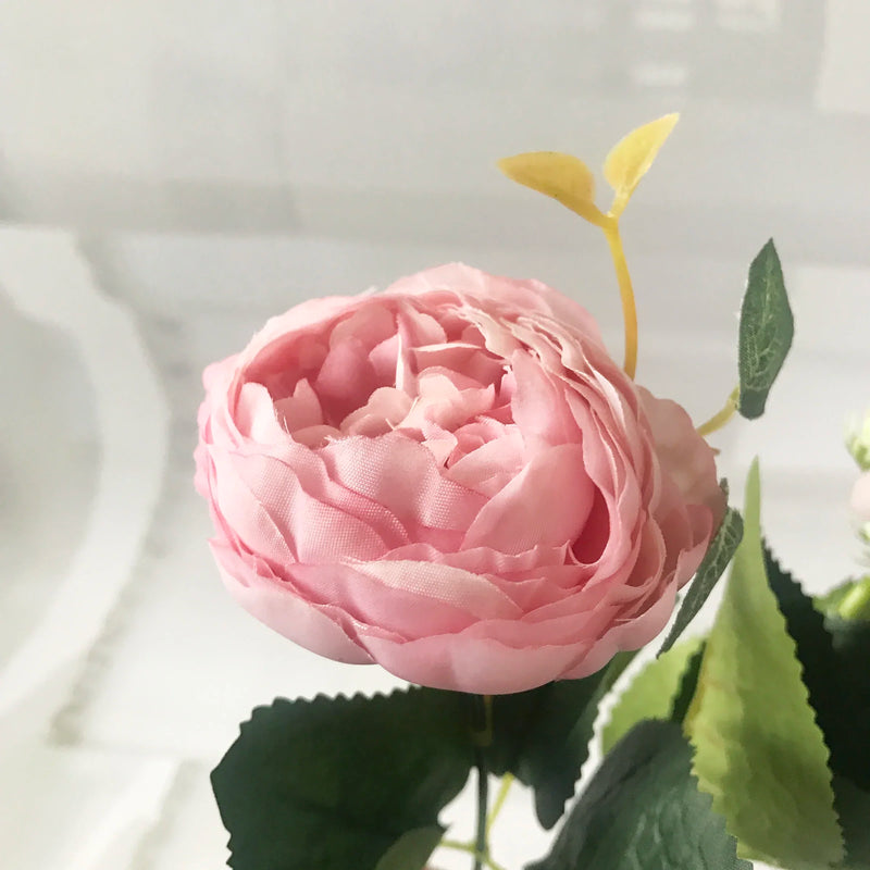 bouquet de pivoines artificielles pour décoration de mariage intérieur