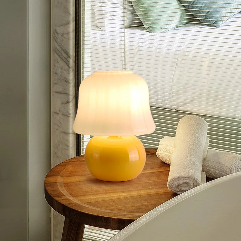 lampe de chevet en verre champignon faite à la main pour décoration chaleureuse