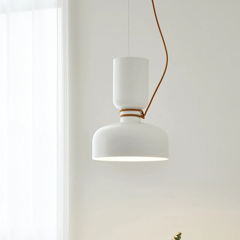 lustre led moderne design danois pour intérieur minimaliste