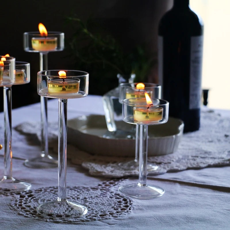 ensemble de bougeoirs en verre pour décoration de table élégante