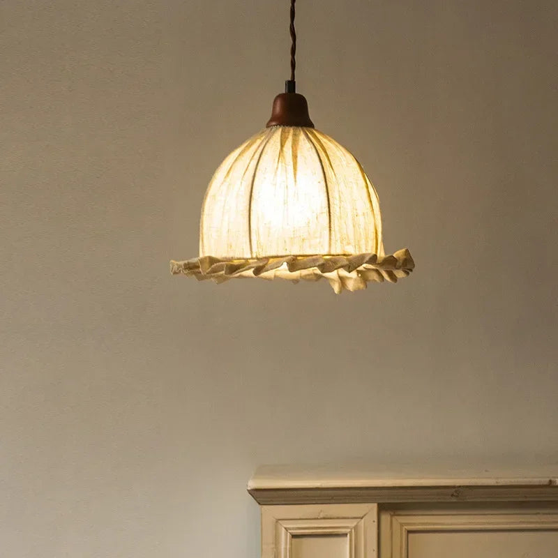 lustre en forme de bourgeon romantique en coton et lin