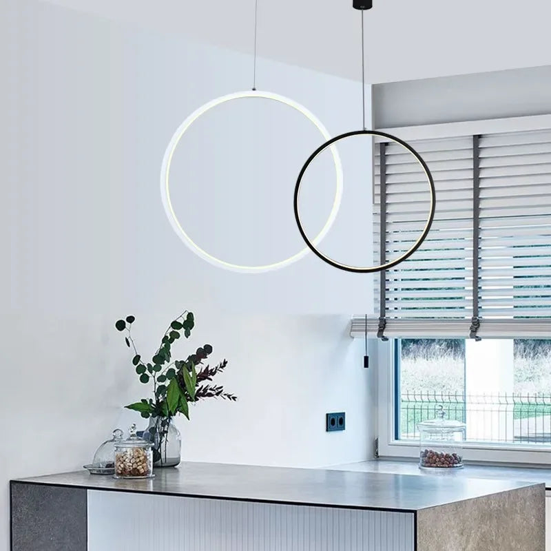 lustre suspendu minimaliste en forme de cercle pour intérieur moderne