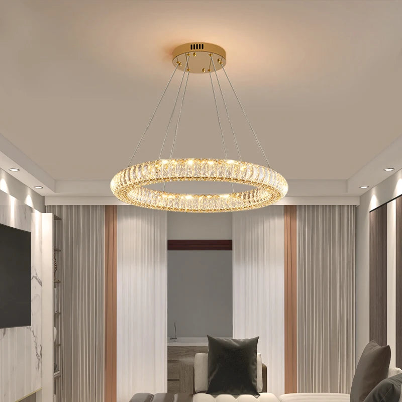 lustre en cristal moderne lumineux pour intérieur élégant