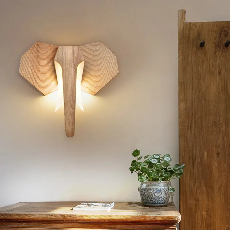lampe éléphant en bois de frêne style sud-est asiatique