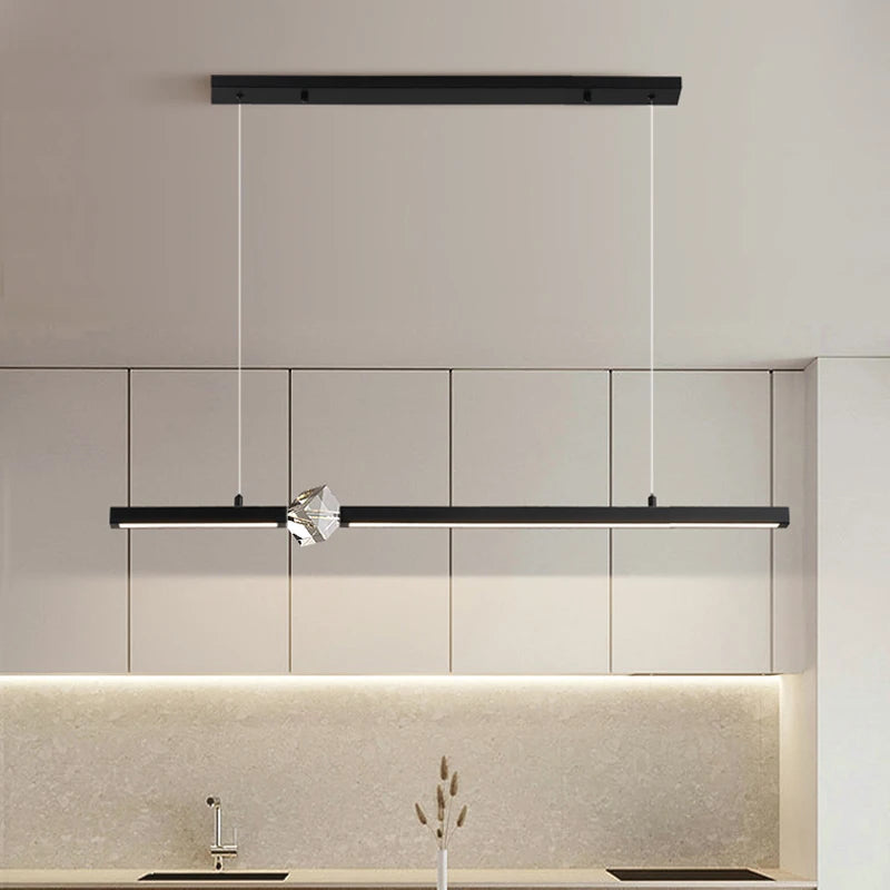 lustre minimaliste moderne en cristal doré pour intérieur élégant