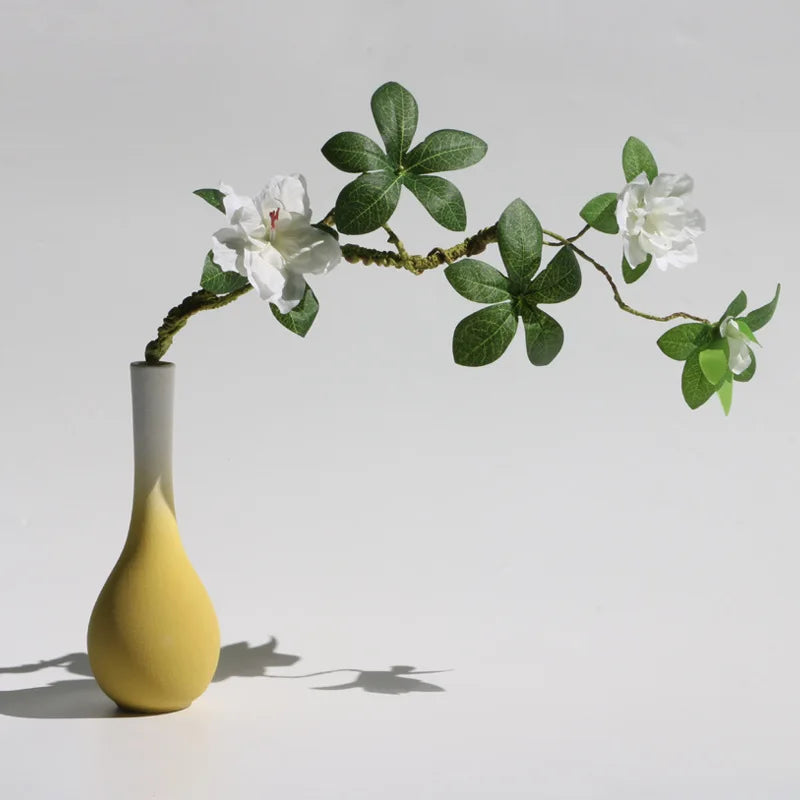 vase moderne en céramique pour décoration originale de votre intérieur