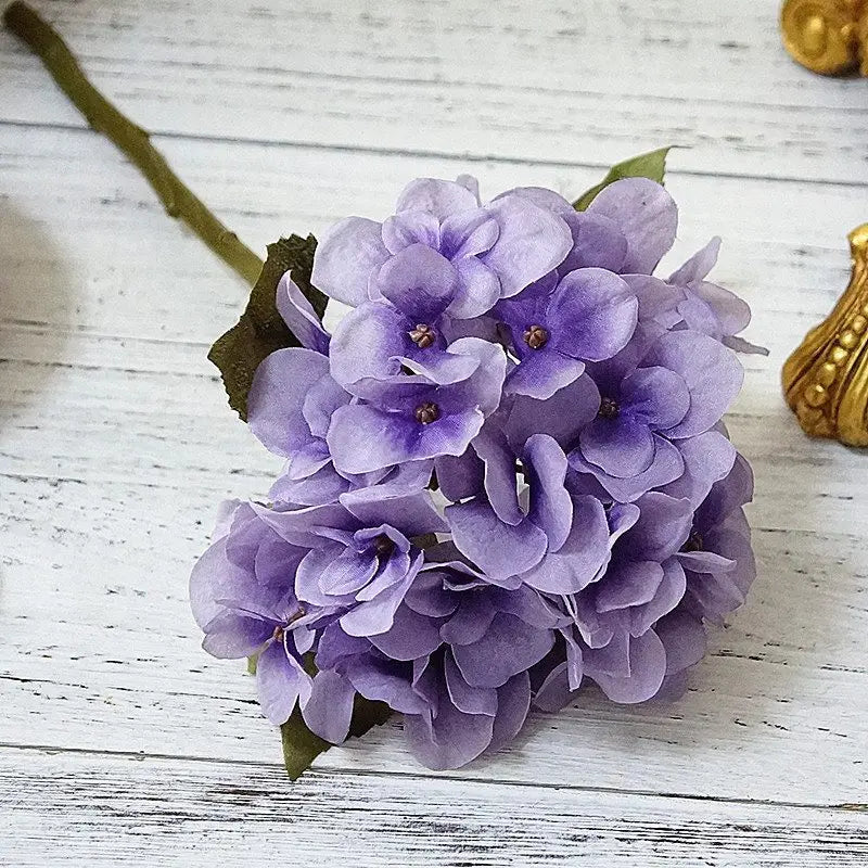 bouquet d'hortensias en soie pour décoration intérieure et mariage