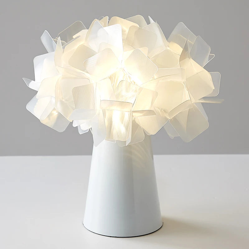 lampe de bureau moderne en plastique design floral décoratif