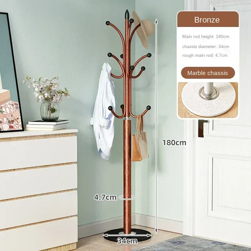 porte-manteau moderne en métal design arbre pour optimiser l'espace