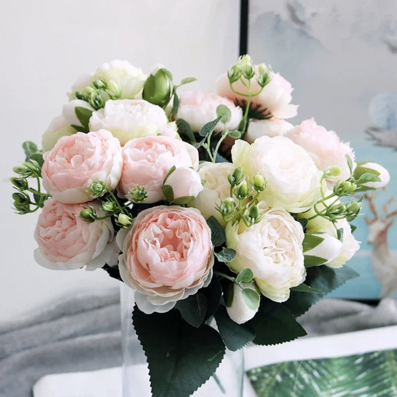 petit bouquet de fleurs artificielles pour décoration printanière et mariage