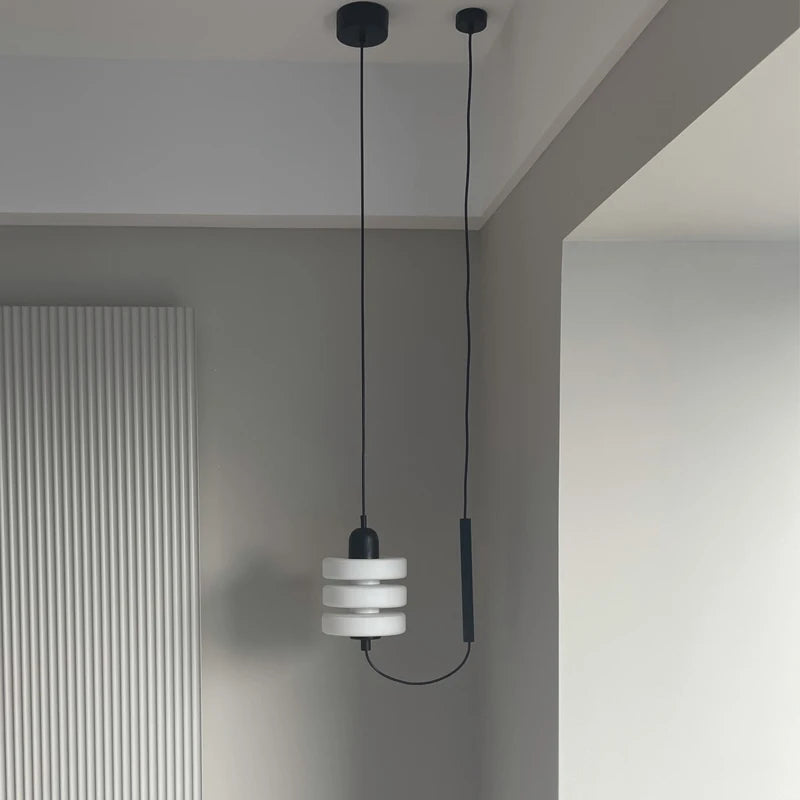 suspension scandinave en verre design minimaliste pour éclairage intérieur