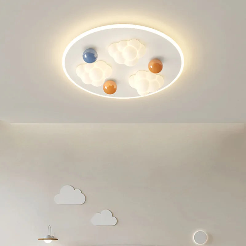 plafonnier nuage style crème pour chambre enfant moderne et chaleureux