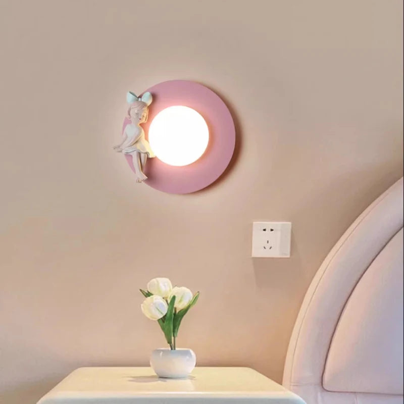 applique murale lumineuse pour chambre de fille moderne et chaleureuse