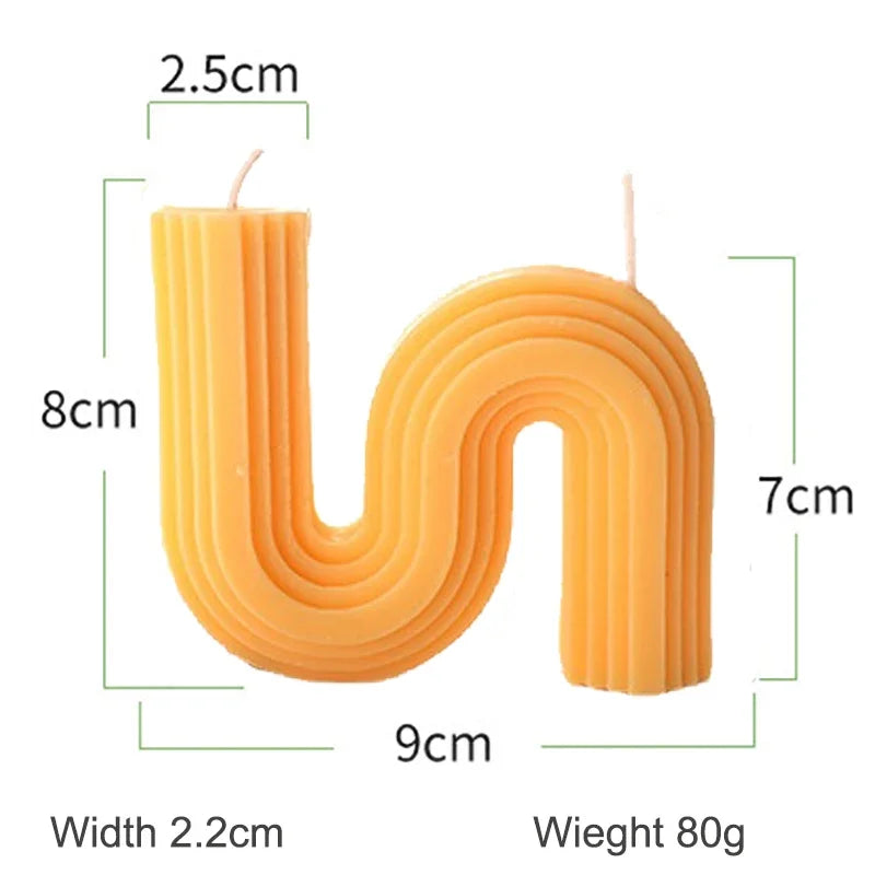 bougies décoratives géométriques en forme de vague en soja 2024