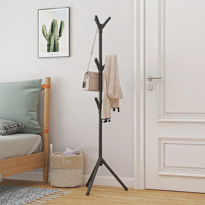 porte-manteaux sur pied en forme de branche pratique et mobile