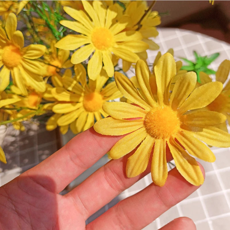 5 têtes de marguerites blanches fleurs artificielles pour décorations festives