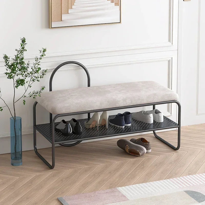 banc de rangement minimaliste pour chaussures et rangement