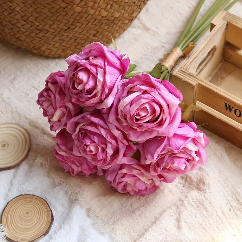 bouquet de roses artificielles pour décoration et photographie