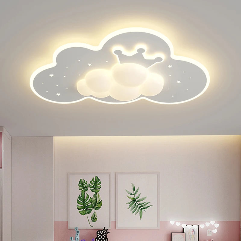 lustre créatif en forme de couronne et nuage pour enfants