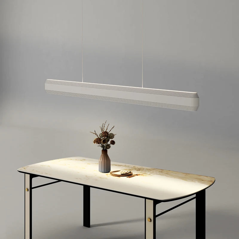 lustre suspendu au design moderne et luxueux