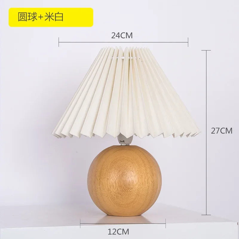 lampe à poser moderne en bois et rotin pour décoration intérieure