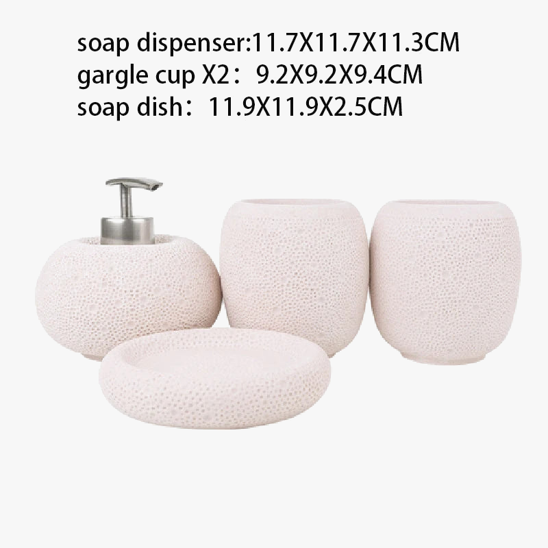 ensemble-de-c-ramique-quatre-pi-ces-pour-salle-de-bain-6.png