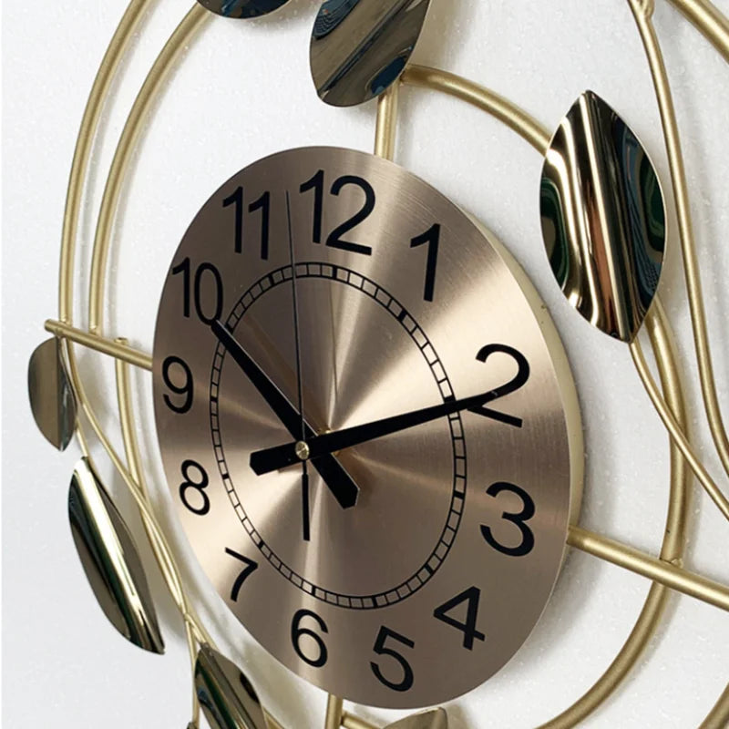 horloge-murale-en-m-tal-dor-design-nordique-luxe-silencieuse-balayage-3.png