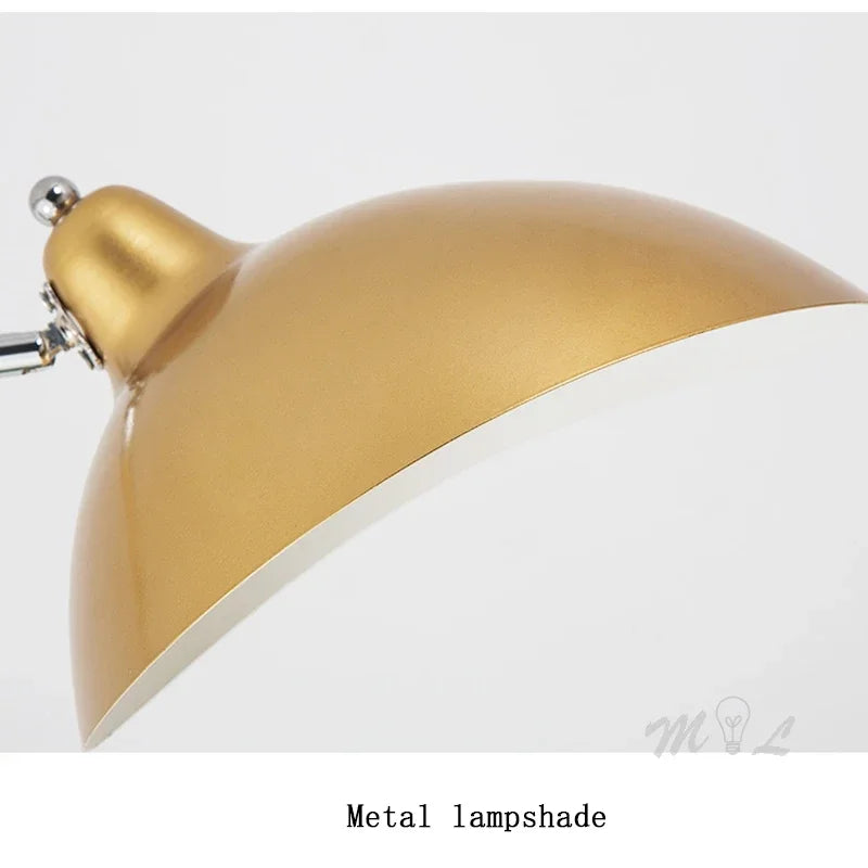 lampadaire-nordique-dor-avec-base-en-marbre-r-glable-4.png