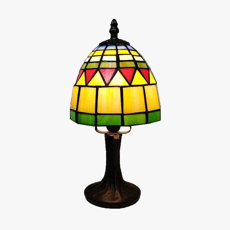 lampe-de-chevet-en-verre-teint-style-tiffany-pour-d-coration-l-gante-5.png