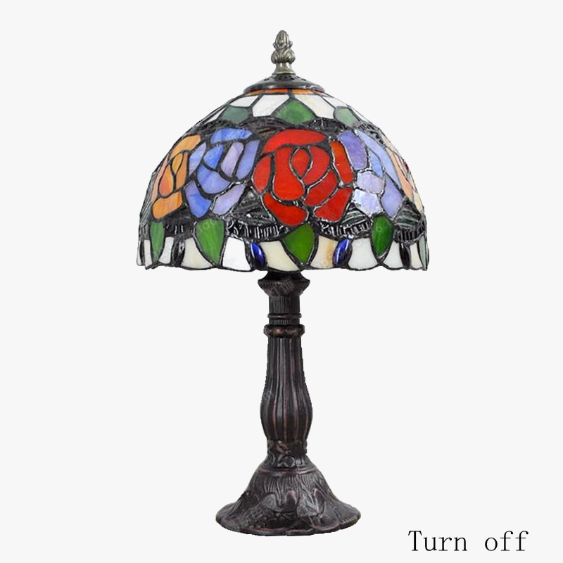 lampe-poser-en-verre-style-tiffany-avec-fleurs-d-coratives-4.png