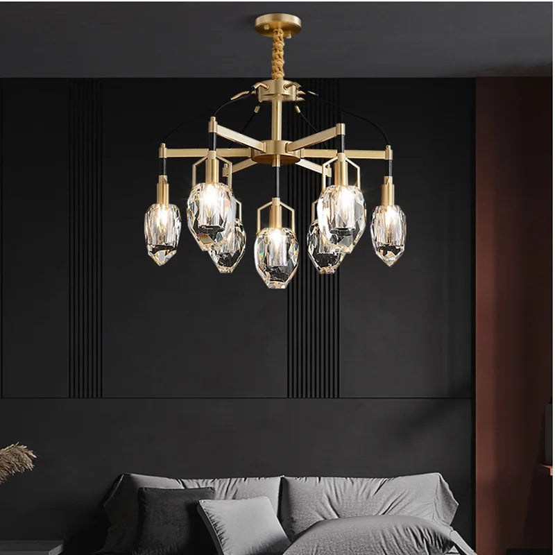 lustre-design-moderne-en-cristal-avec-abat-jour-fantaisie-0.png